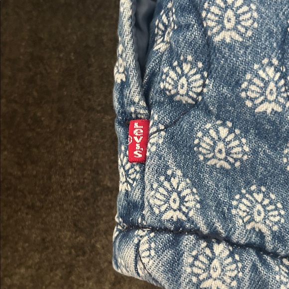 Levi's denim quilted snap jacket - Picture 10 of 10